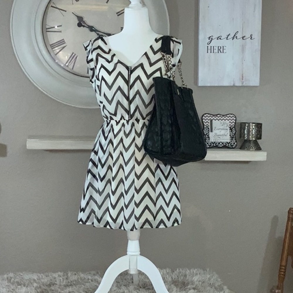 Guess size small chevron dress.